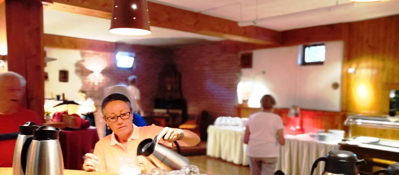 Hotel Ludmila Mělník Esterno foto